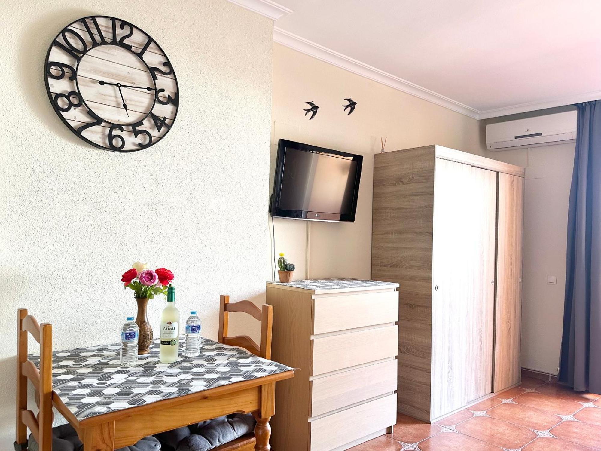 Costa Del Sol Seaside Studio - 5 Mins From Beach Fuengirola Exteriér fotografie